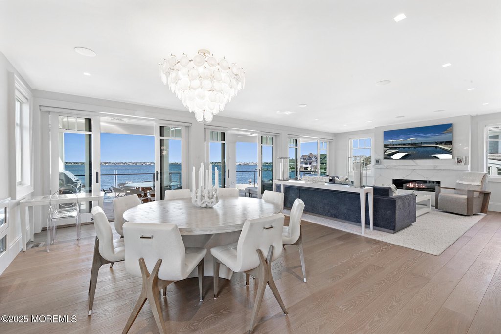 Mantoloking, New Jersey, 08738, United States, 7 Bedrooms Bedrooms, ,6.5 BathroomsBathrooms,Residential,Forsale,1884508