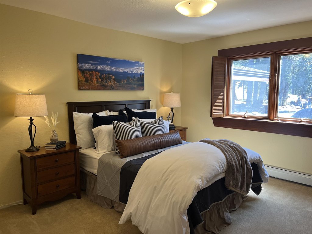Olympic Valley, California, 96145, United States, 4 Bedrooms Bedrooms, ,3.5 BathroomsBathrooms,Residential,Forsale,1904023
