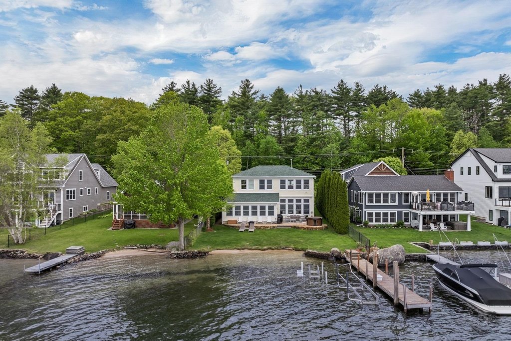 Laconia, New Hampshire, 03246, United States, 5 Bedrooms Bedrooms, ,3 BathroomsBathrooms,Residential,Forsale,1893890