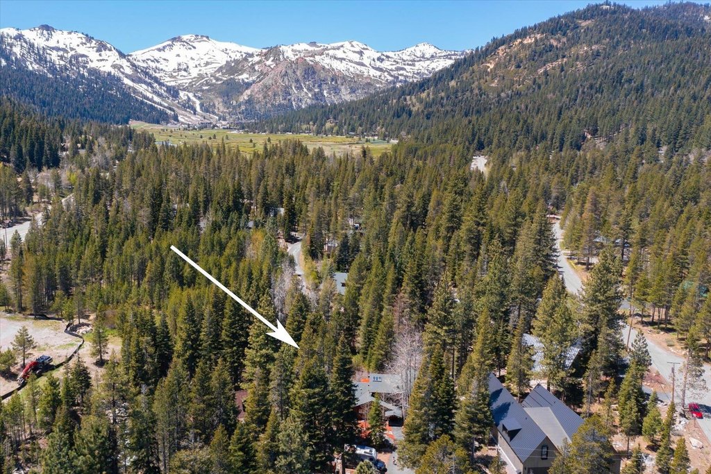 Olympic Valley, California, 96145, United States, 4 Bedrooms Bedrooms, ,3.5 BathroomsBathrooms,Residential,Forsale,1904023