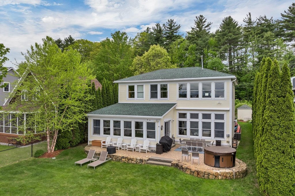 Laconia, New Hampshire, 03246, United States, 5 Bedrooms Bedrooms, ,3 BathroomsBathrooms,Residential,Forsale,1893890