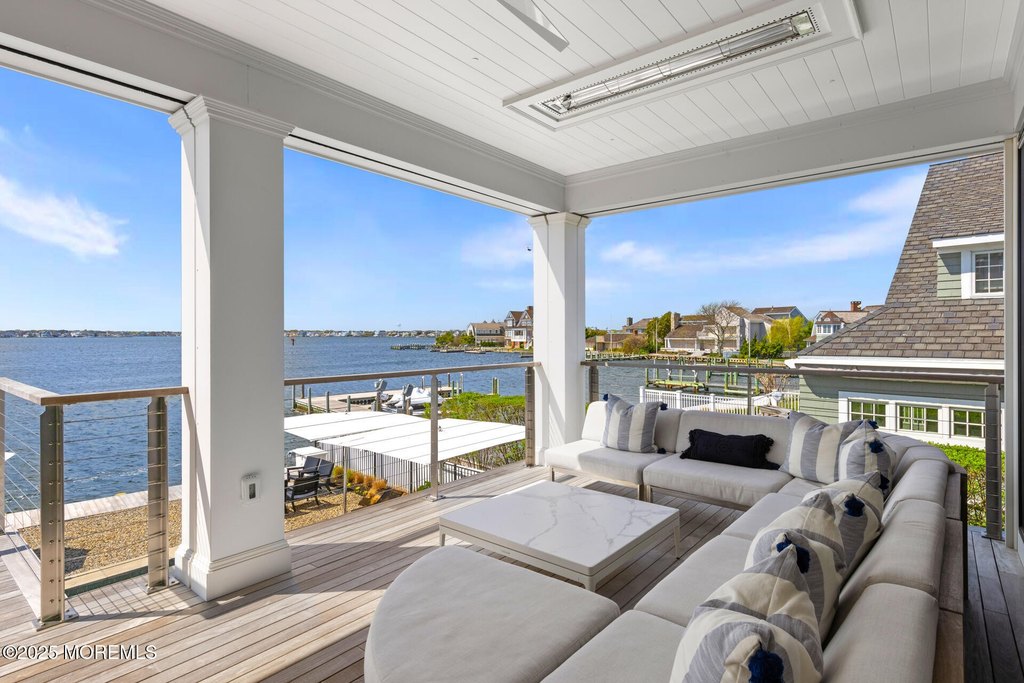 Mantoloking, New Jersey, 08738, United States, 7 Bedrooms Bedrooms, ,6.5 BathroomsBathrooms,Residential,Forsale,1884508
