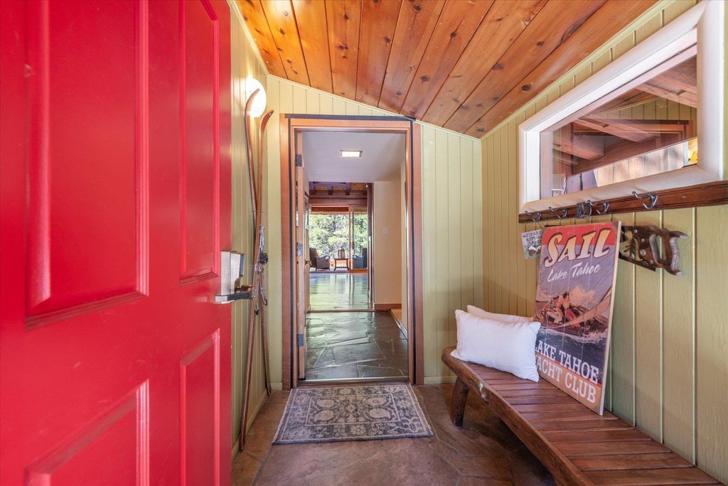 Olympic Valley, California, 96145, United States, 4 Bedrooms Bedrooms, ,3.5 BathroomsBathrooms,Residential,Forsale,1904023