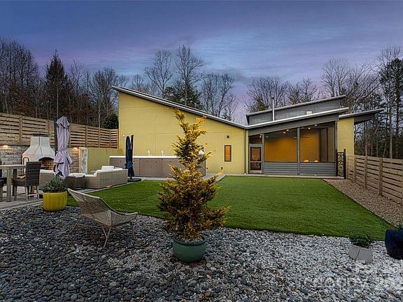 Fletcher, North Carolina, 28732, United States, 4 Bedrooms Bedrooms, ,3.5 BathroomsBathrooms,Residential,Forsale,1986016