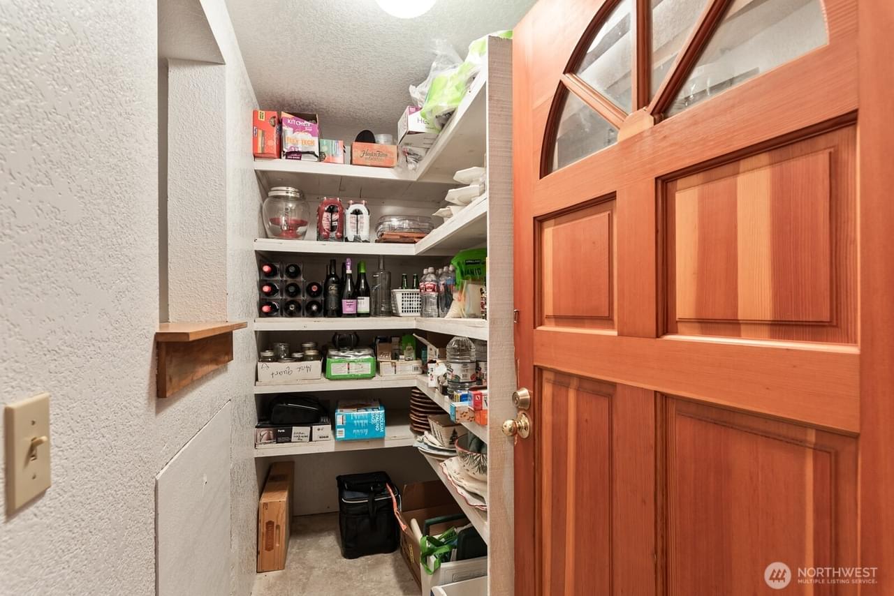 Anacortes, Washington, 98221, United States, 3 Bedrooms Bedrooms, ,3 BathroomsBathrooms,Residential,Forsale,1884749