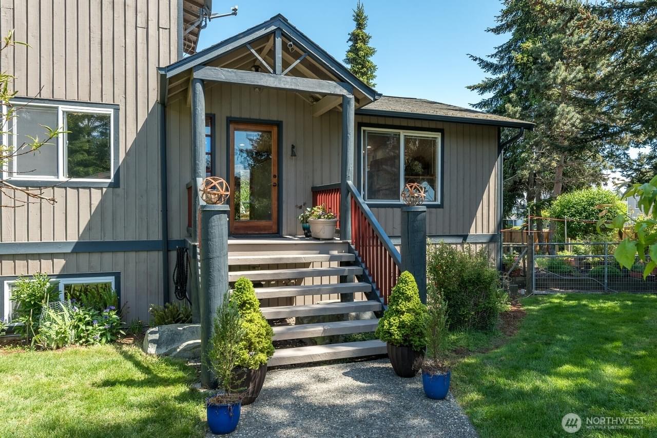 Anacortes, Washington, 98221, United States, 5 Bedrooms Bedrooms, ,3 BathroomsBathrooms,Residential,Forsale,1884748