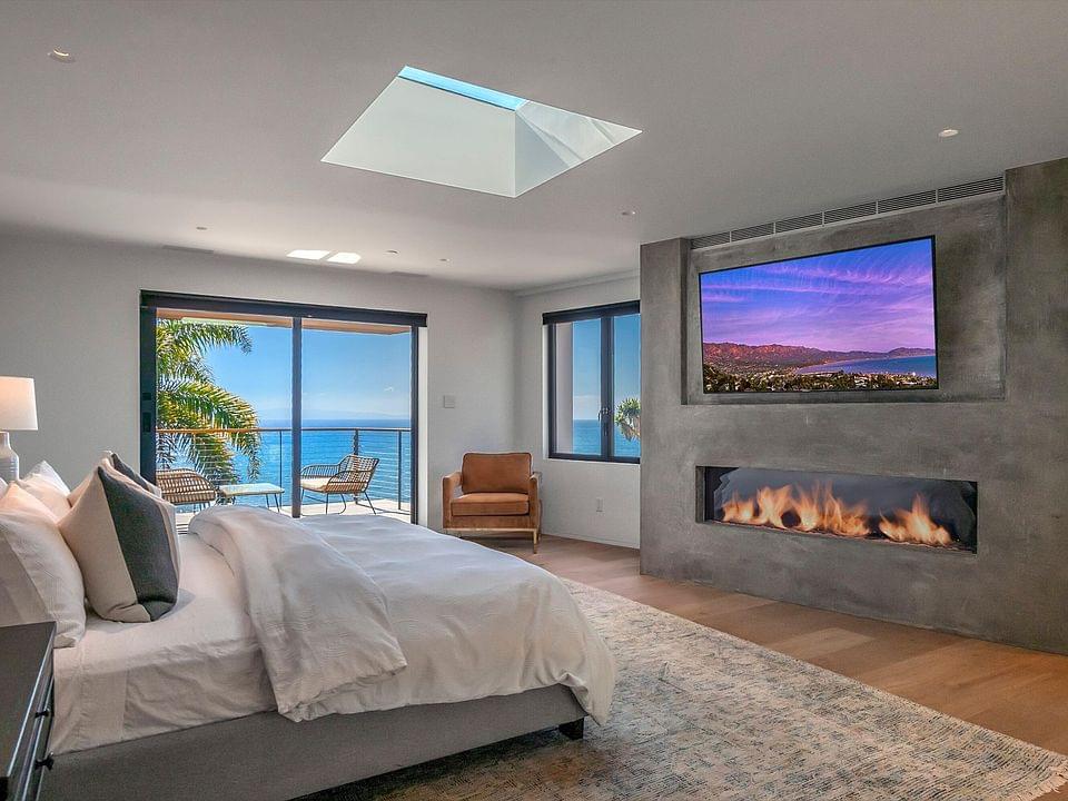 Santa Barbara, California, 93109, United States, 4 Bedrooms Bedrooms, ,4 BathroomsBathrooms,Residential,Forsale,2000232