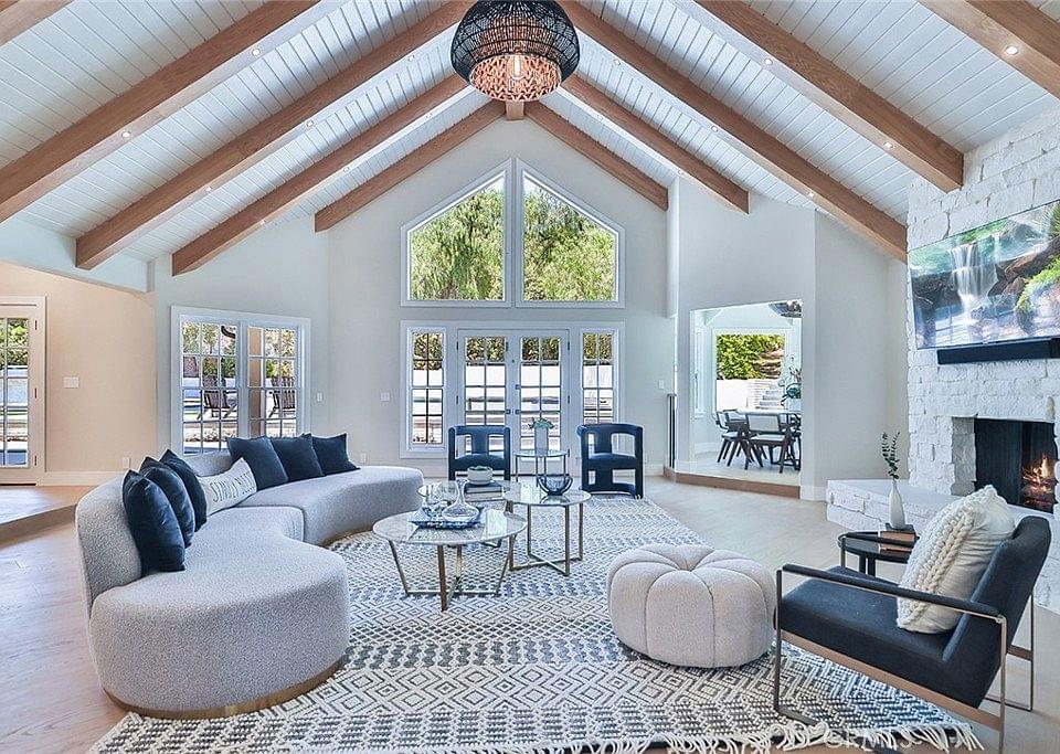 Agoura Hills, California, 91301, United States, 6 Bedrooms Bedrooms, ,5 BathroomsBathrooms,Residential,Forsale,1941402