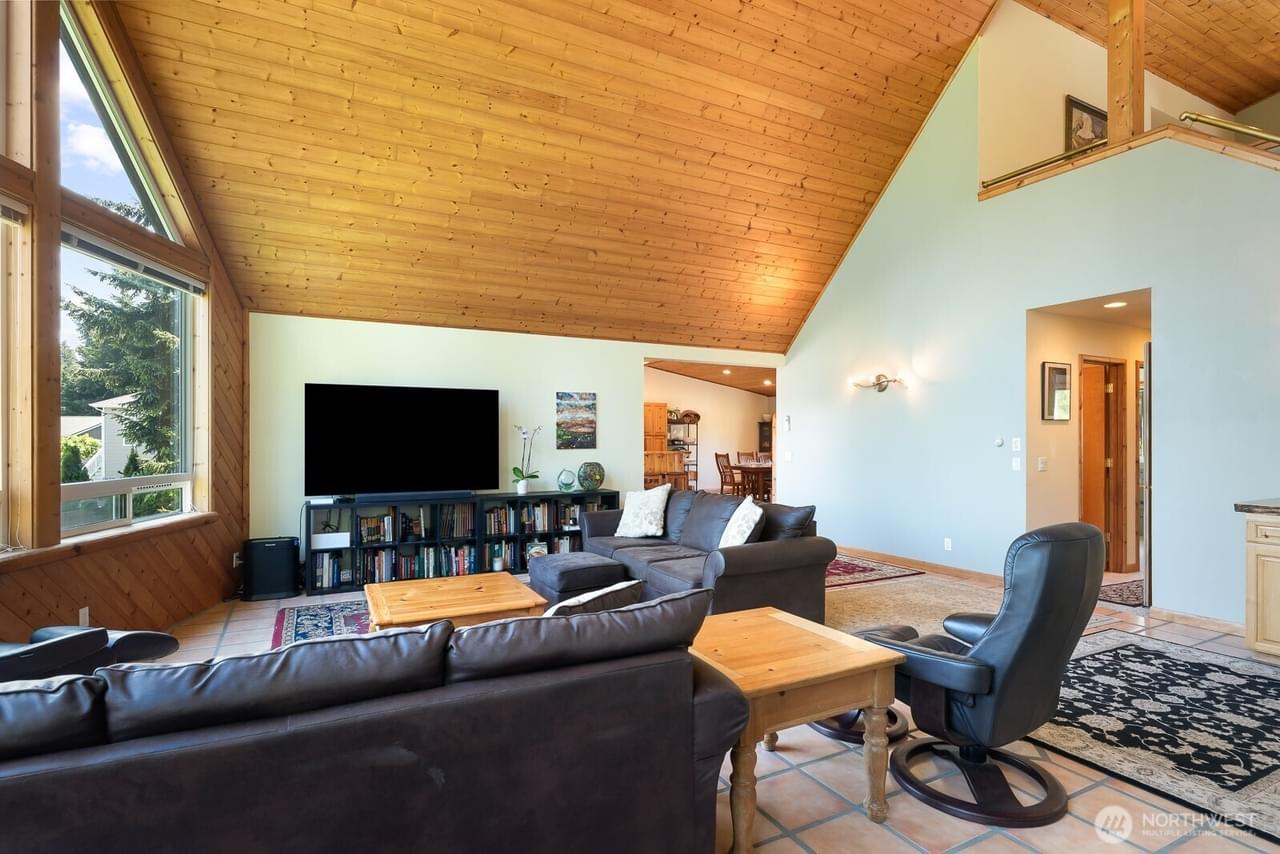 Anacortes, Washington, 98221, United States, 5 Bedrooms Bedrooms, ,3 BathroomsBathrooms,Residential,Forsale,1884748