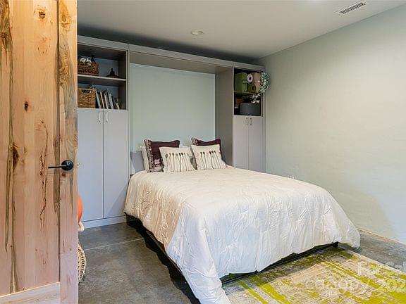 Fletcher, North Carolina, 28732, United States, 4 Bedrooms Bedrooms, ,3.5 BathroomsBathrooms,Residential,Forsale,1986016