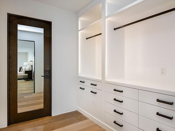 Santa Barbara, California, 93109, United States, 4 Bedrooms Bedrooms, ,4 BathroomsBathrooms,Residential,Forsale,2000232