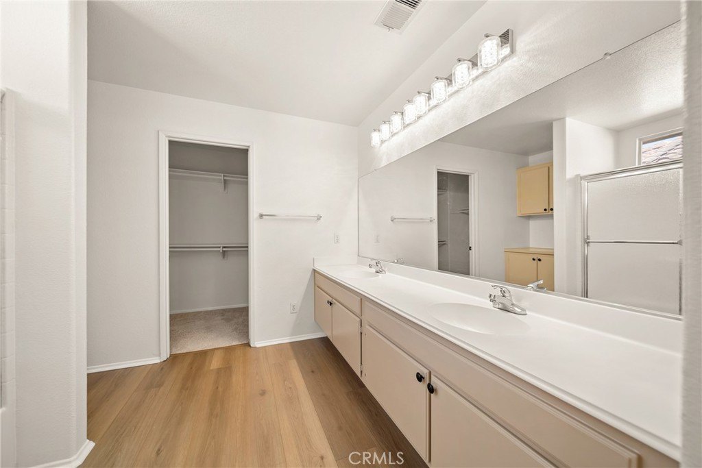 Simi Valley, California, 93065, United States, 3 Bedrooms Bedrooms, ,2.5 BathroomsBathrooms,Residential,Forsale,1941494