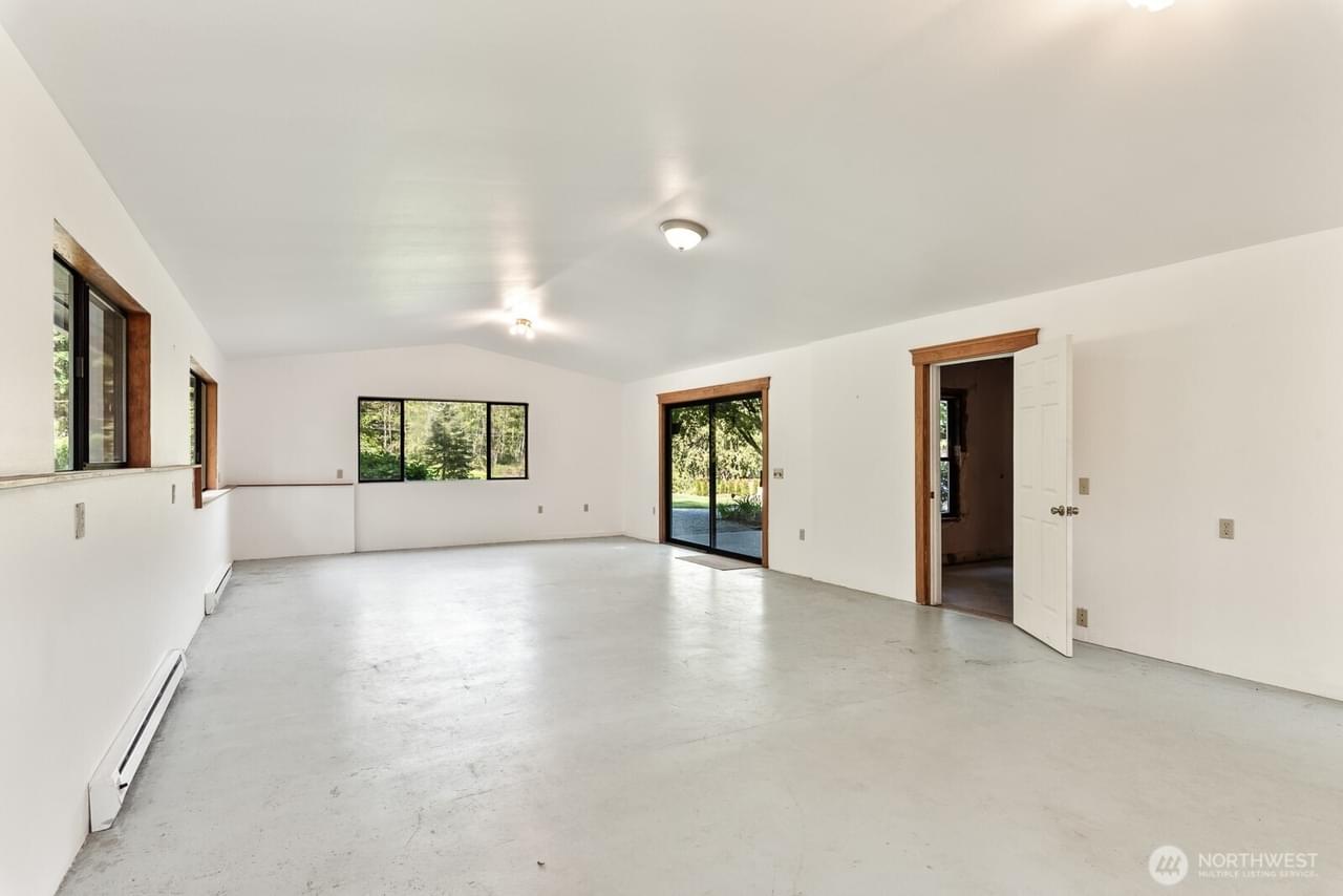 Anacortes, Washington, 98221, United States, 3 Bedrooms Bedrooms, ,3 BathroomsBathrooms,Residential,Forsale,1884749