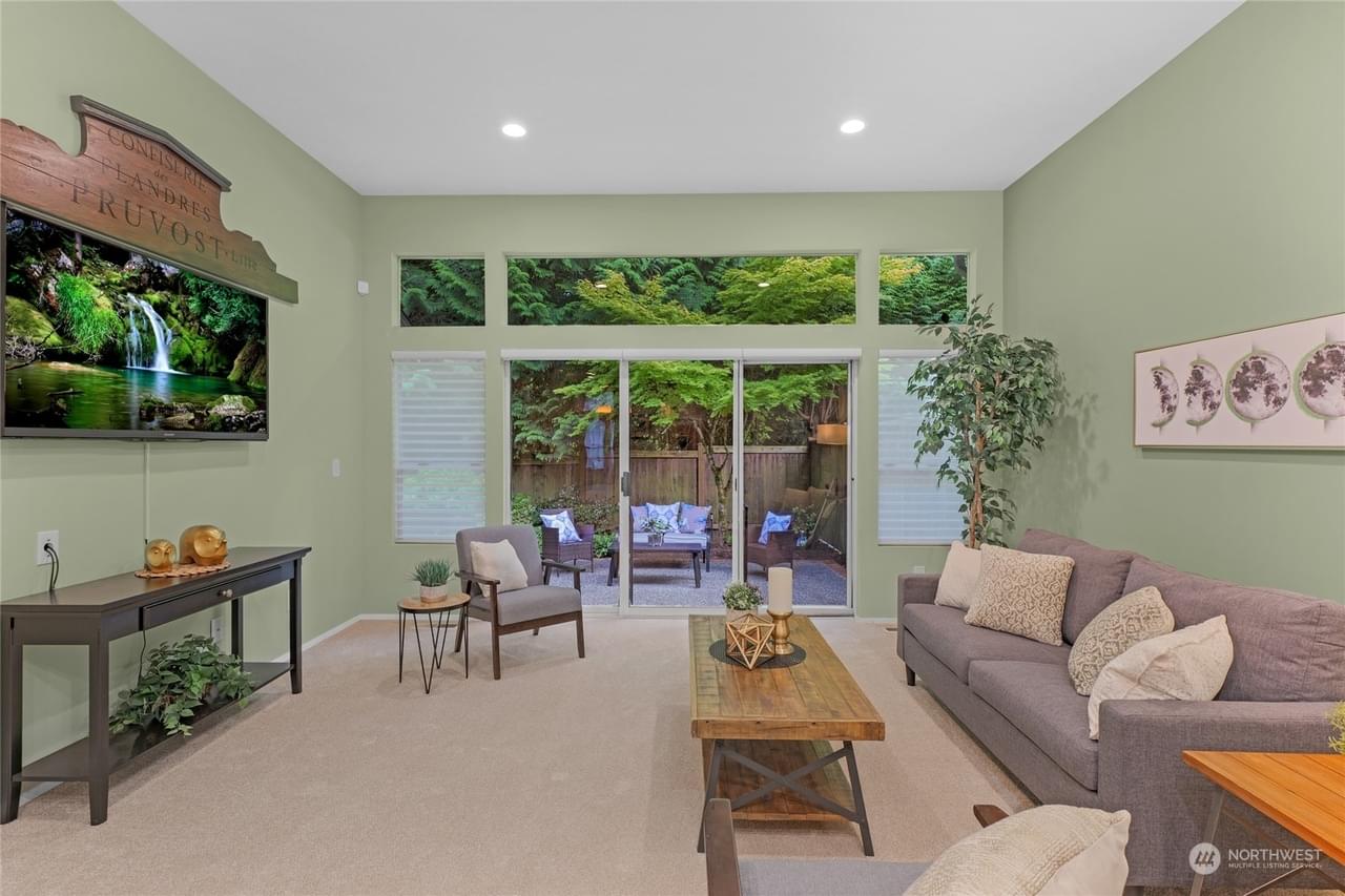 Mill Creek, Washington, 98012, United States, 2 Bedrooms Bedrooms, ,2 BathroomsBathrooms,Residential,Forsale,1904624