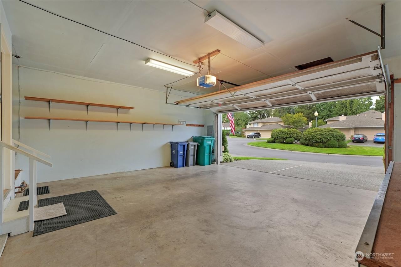 Mill Creek, Washington, 98012, United States, 2 Bedrooms Bedrooms, ,2 BathroomsBathrooms,Residential,Forsale,1904624