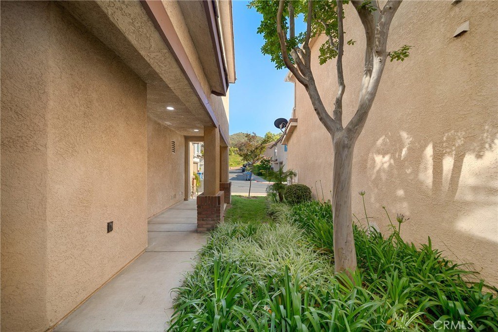 Simi Valley, California, 93065, United States, 3 Bedrooms Bedrooms, ,2.5 BathroomsBathrooms,Residential,Forsale,1941494