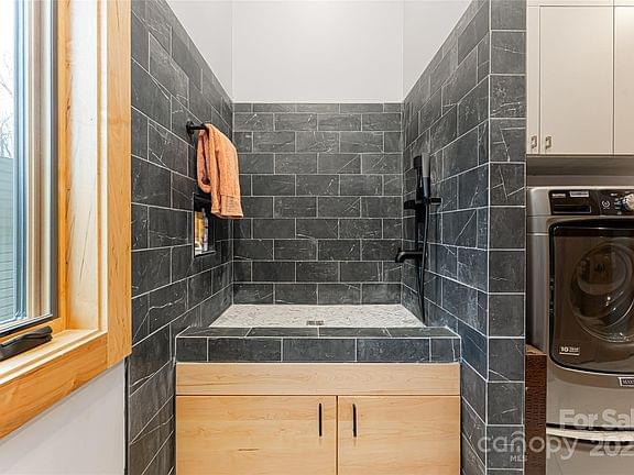 Fletcher, North Carolina, 28732, United States, 4 Bedrooms Bedrooms, ,3.5 BathroomsBathrooms,Residential,Forsale,1986016