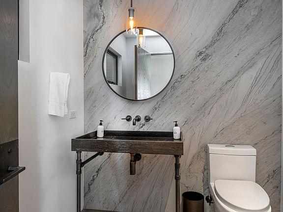 Santa Barbara, California, 93109, United States, 4 Bedrooms Bedrooms, ,4 BathroomsBathrooms,Residential,Forsale,2000232