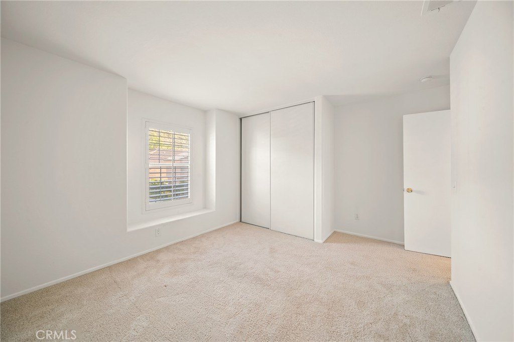 Simi Valley, California, 93065, United States, 3 Bedrooms Bedrooms, ,2.5 BathroomsBathrooms,Residential,Forsale,1941494