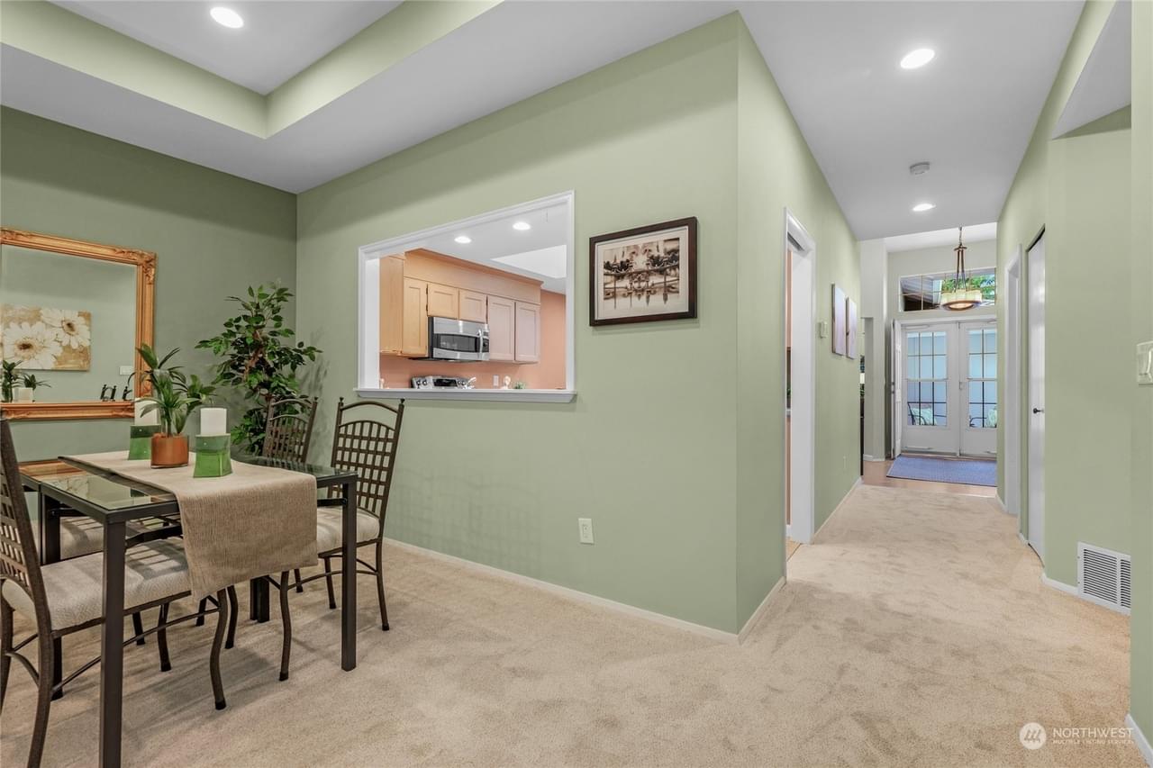 Mill Creek, Washington, 98012, United States, 2 Bedrooms Bedrooms, ,2 BathroomsBathrooms,Residential,Forsale,1904624