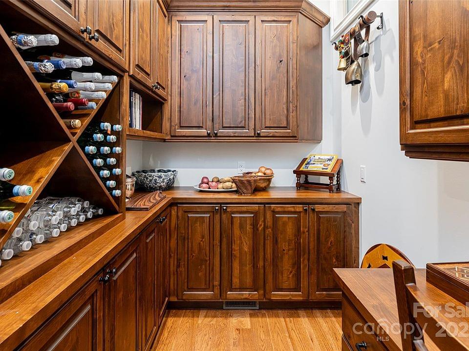 Biltmore Lake, North Carolina, 28715, United States, 3 Bedrooms Bedrooms, ,2.5 BathroomsBathrooms,Residential,Forsale,1986015