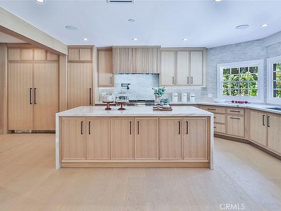 Agoura Hills, California, 91301, United States, 6 Bedrooms Bedrooms, ,5 BathroomsBathrooms,Residential,Forsale,1941402