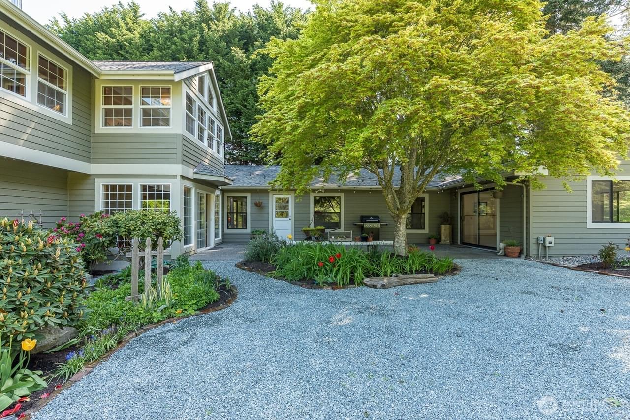 Anacortes, Washington, 98221, United States, 3 Bedrooms Bedrooms, ,3 BathroomsBathrooms,Residential,Forsale,1884749