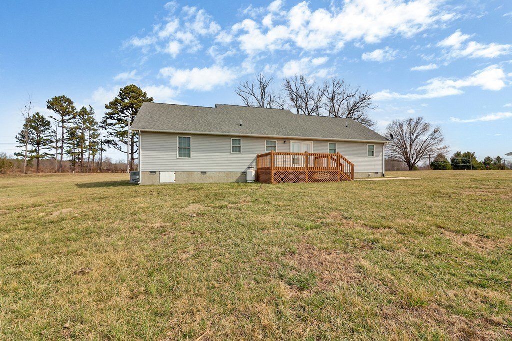 Jamestown, Tennessee, 38556, United States, 2 Bedrooms Bedrooms, ,2 BathroomsBathrooms,Residential,Forsale,1886027