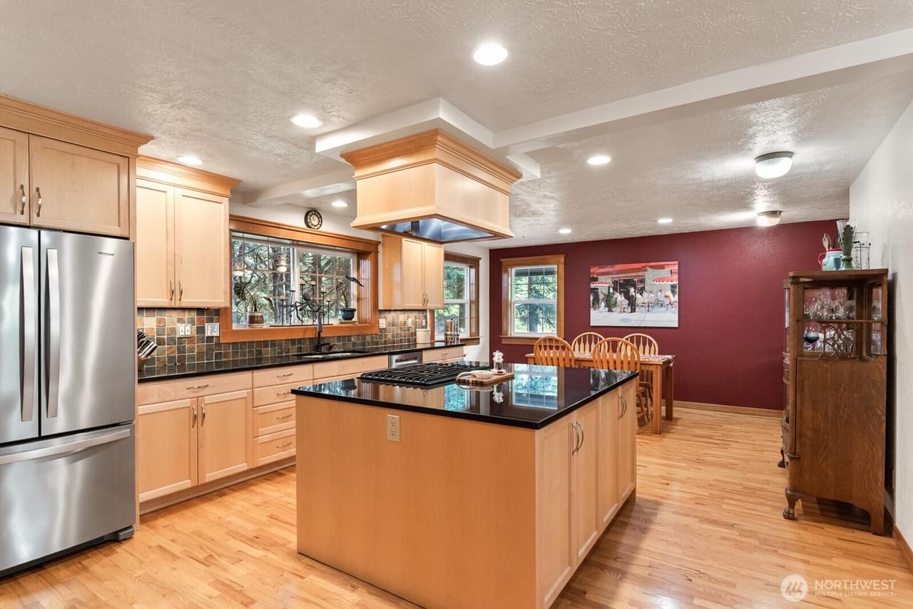 Anacortes, Washington, 98221, United States, 3 Bedrooms Bedrooms, ,3 BathroomsBathrooms,Residential,Forsale,1884749