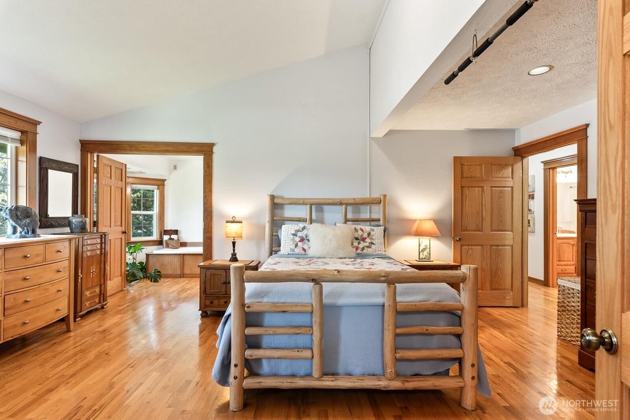 Anacortes, Washington, 98221, United States, 3 Bedrooms Bedrooms, ,3 BathroomsBathrooms,Residential,Forsale,1884749