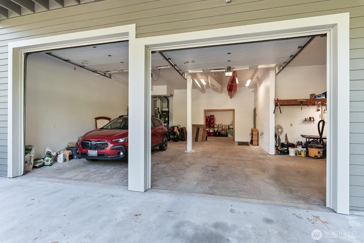 Anacortes, Washington, 98221, United States, 3 Bedrooms Bedrooms, ,3 BathroomsBathrooms,Residential,Forsale,1884749