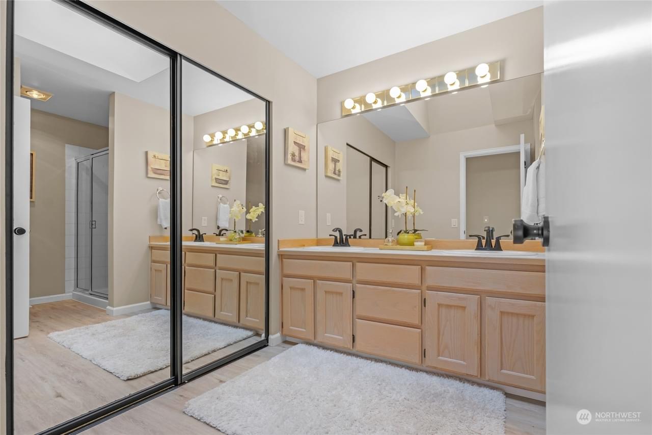 Mill Creek, Washington, 98012, United States, 2 Bedrooms Bedrooms, ,2 BathroomsBathrooms,Residential,Forsale,1904624