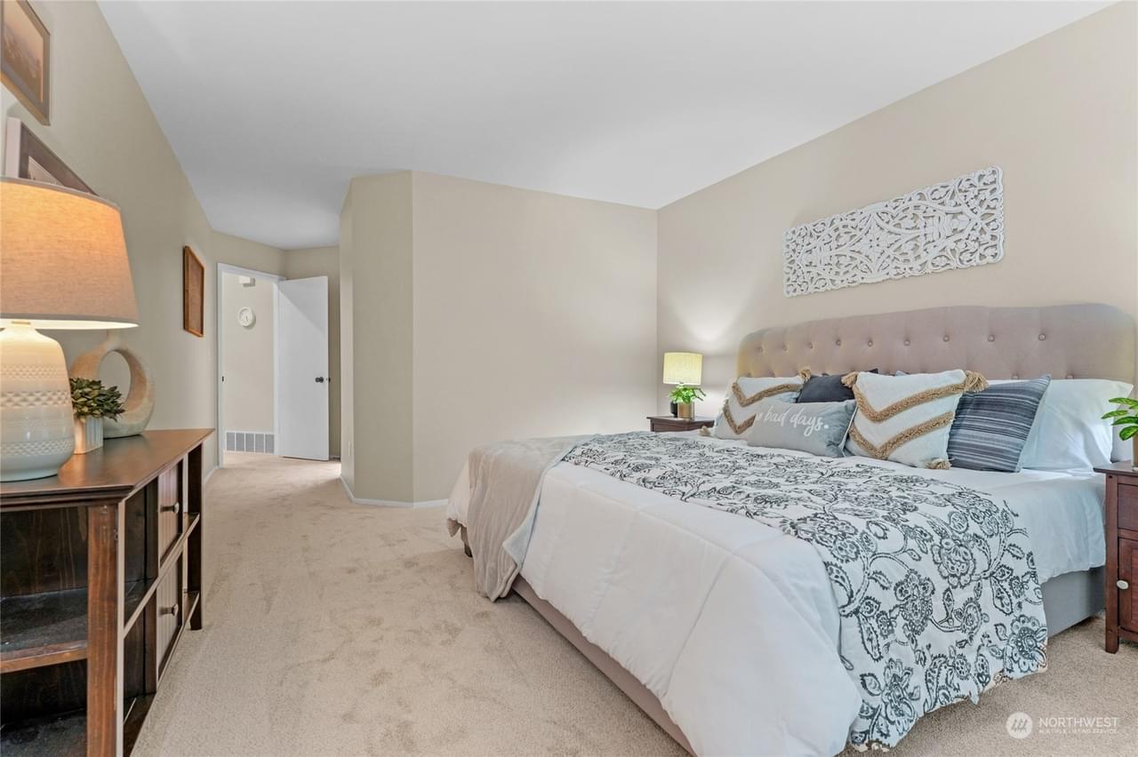 Mill Creek, Washington, 98012, United States, 2 Bedrooms Bedrooms, ,2 BathroomsBathrooms,Residential,Forsale,1904624