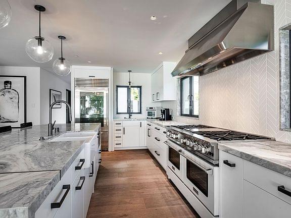 Santa Barbara, California, 93109, United States, 4 Bedrooms Bedrooms, ,4 BathroomsBathrooms,Residential,Forsale,2000232