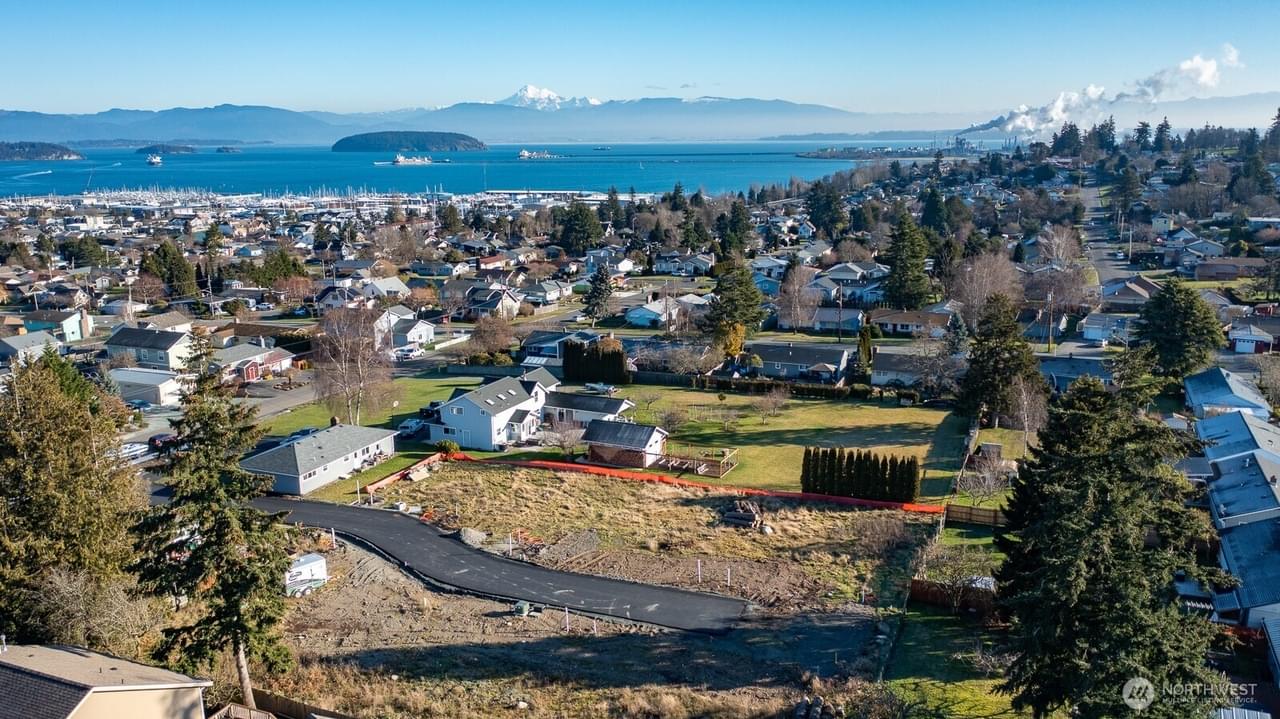 Anacortes, Washington, 98221, United States, 4 Bedrooms Bedrooms, ,3.5 BathroomsBathrooms,Residential,Forsale,2004451