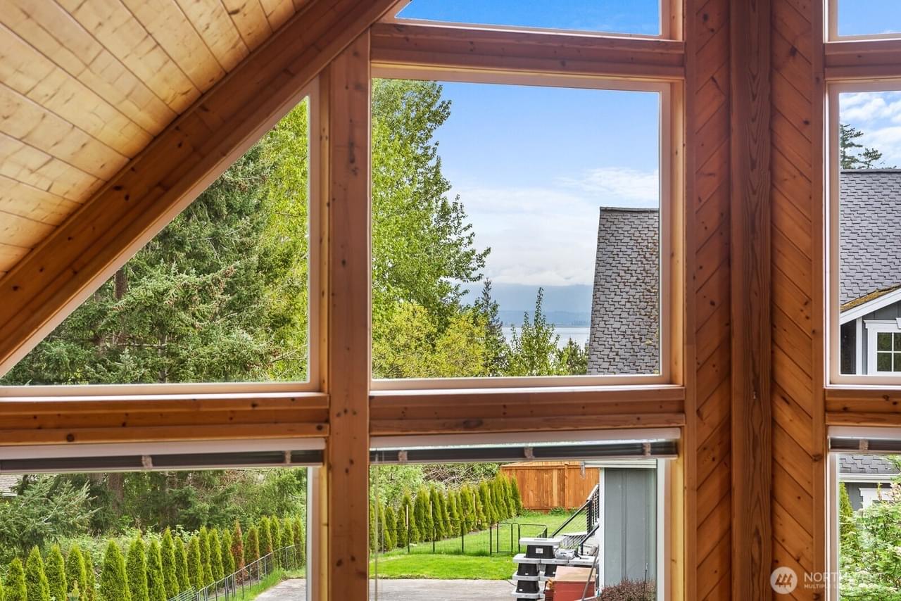 Anacortes, Washington, 98221, United States, 5 Bedrooms Bedrooms, ,3 BathroomsBathrooms,Residential,Forsale,1884748