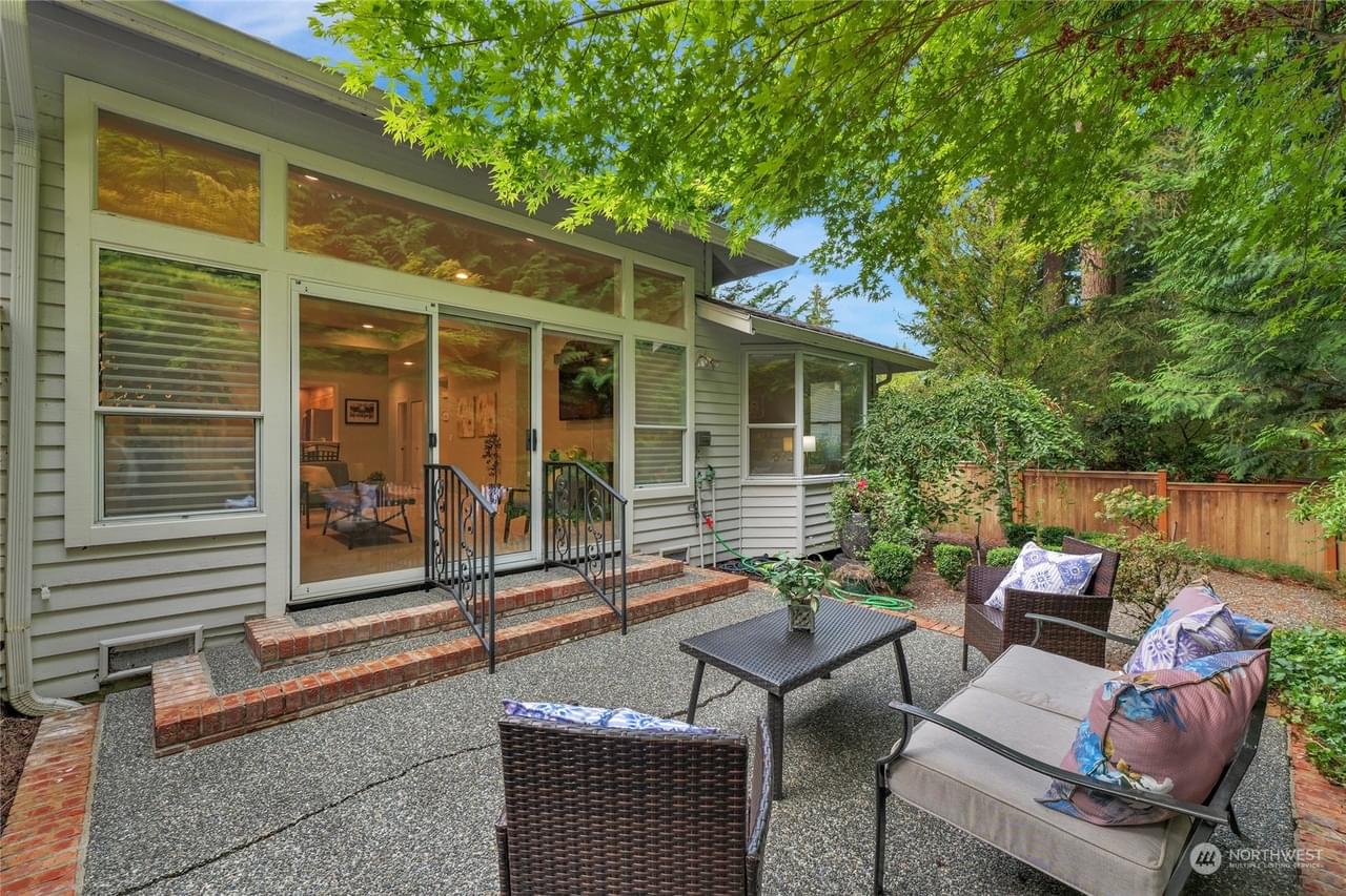 Mill Creek, Washington, 98012, United States, 2 Bedrooms Bedrooms, ,2 BathroomsBathrooms,Residential,Forsale,1904624