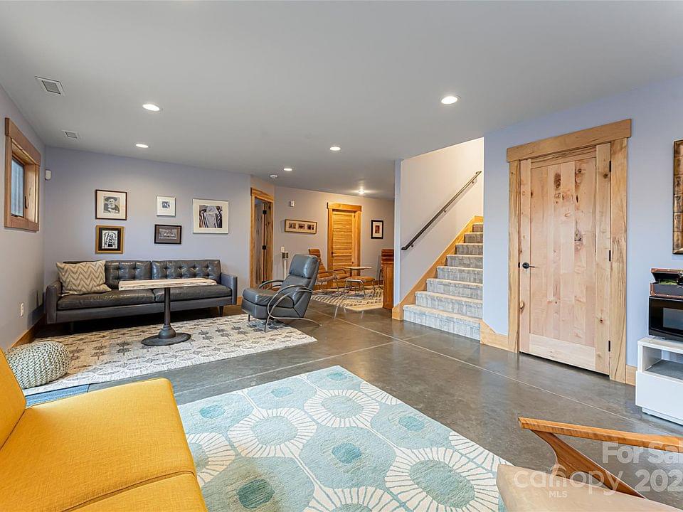 Fletcher, North Carolina, 28732, United States, 4 Bedrooms Bedrooms, ,3.5 BathroomsBathrooms,Residential,Forsale,1986016