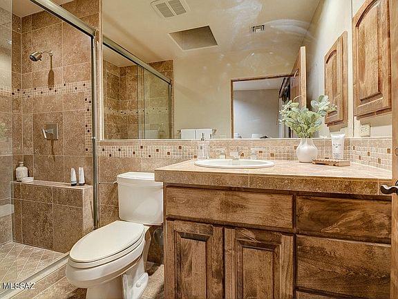 Tucson, Arizona, 85718, United States, 4 Bedrooms Bedrooms, ,4.5 BathroomsBathrooms,Residential,Forsale,1959727