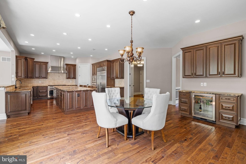 NEWTOWN, Pennsylvania, 18940, United States, 5 Bedrooms Bedrooms, ,5.5 BathroomsBathrooms,Residential,Forsale,1884697