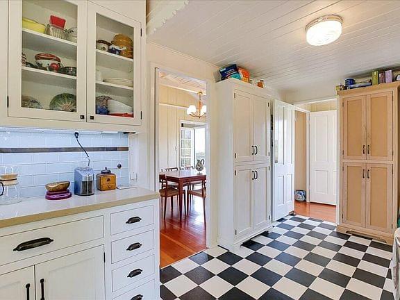 Carpinteria, California, 93013, United States, 2 Bedrooms Bedrooms, ,2 BathroomsBathrooms,Residential,Forsale,1934853