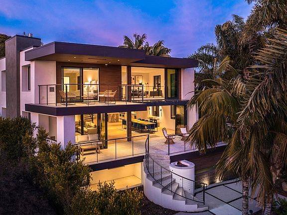 Santa Barbara, California, 93109, United States, 4 Bedrooms Bedrooms, ,4 BathroomsBathrooms,Residential,Forsale,2000232