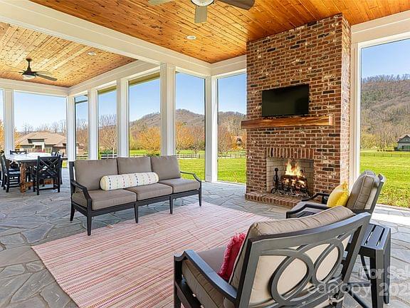 Fletcher, North Carolina, 28732, United States, 4 Bedrooms Bedrooms, ,4.5 BathroomsBathrooms,Residential,Forsale,1904912