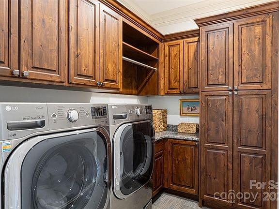 Biltmore Lake, North Carolina, 28715, United States, 3 Bedrooms Bedrooms, ,2.5 BathroomsBathrooms,Residential,Forsale,1986015