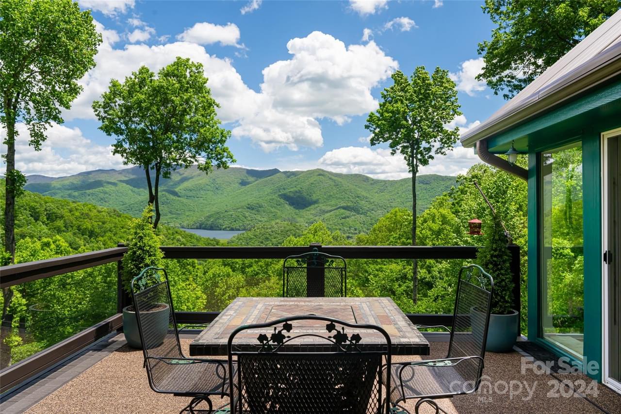 Black Mountain, North Carolina, 28711, United States, 3 Bedrooms Bedrooms, ,3.5 BathroomsBathrooms,Residential,Forsale,1904911