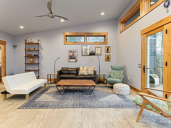 Fletcher, North Carolina, 28732, United States, 4 Bedrooms Bedrooms, ,3.5 BathroomsBathrooms,Residential,Forsale,1986016