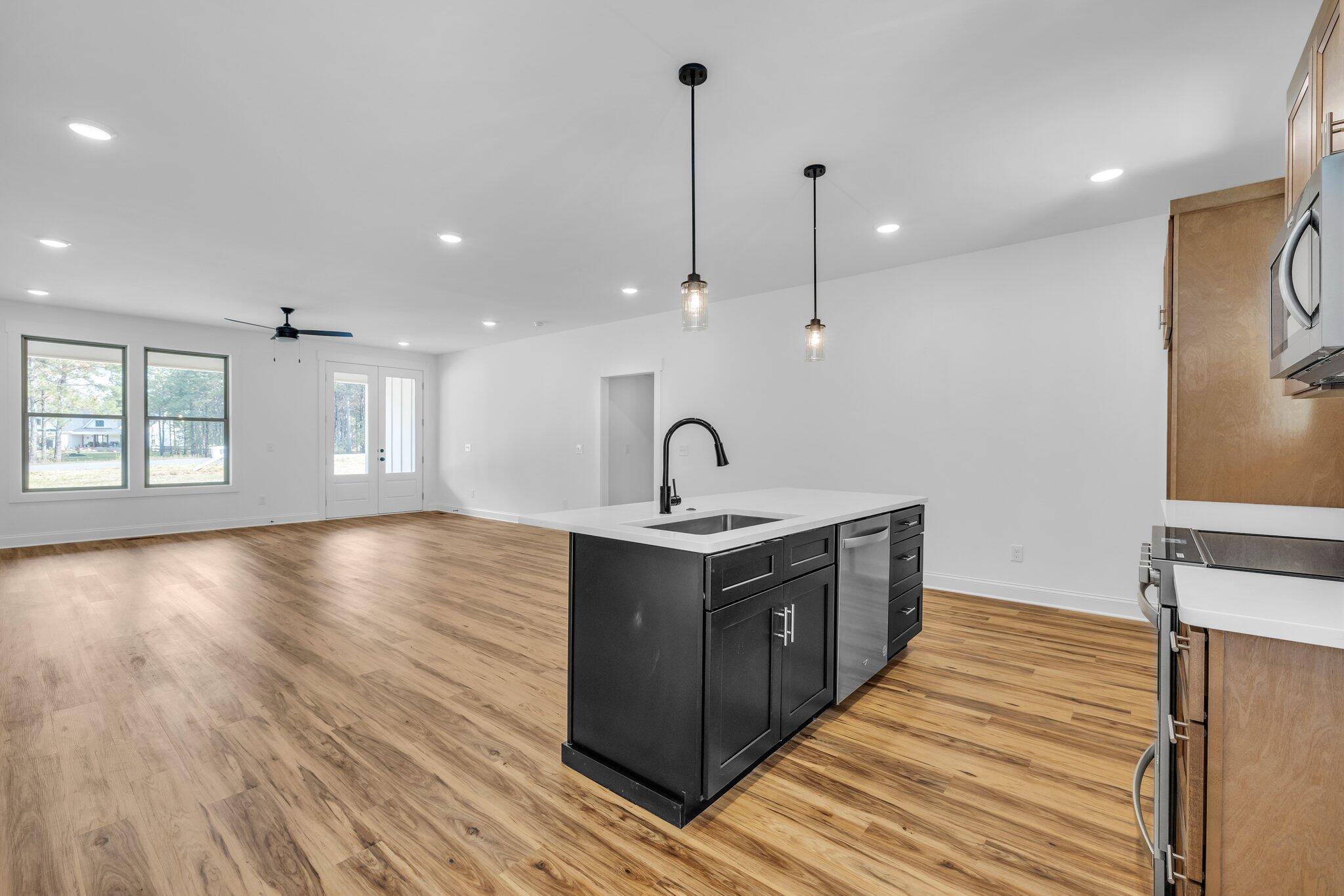 Jasper, Tennessee, 37347, United States, ,Residential,Forsale,1946767