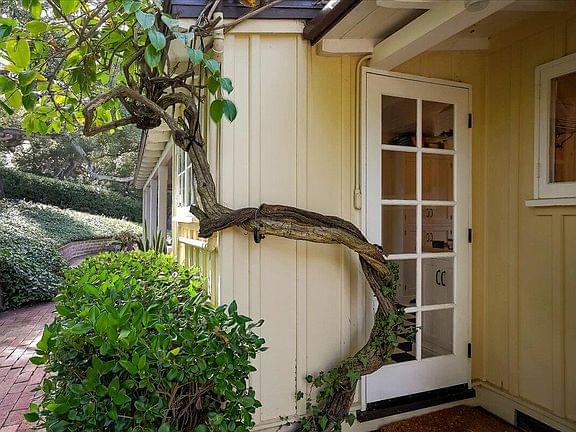 Carpinteria, California, 93013, United States, 2 Bedrooms Bedrooms, ,2 BathroomsBathrooms,Residential,Forsale,1934853