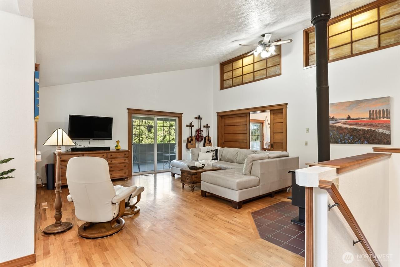 Anacortes, Washington, 98221, United States, 3 Bedrooms Bedrooms, ,3 BathroomsBathrooms,Residential,Forsale,1884749