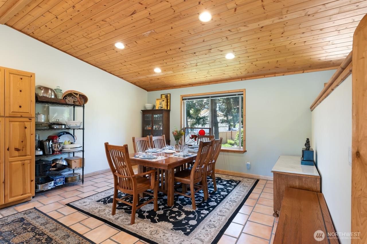 Anacortes, Washington, 98221, United States, 5 Bedrooms Bedrooms, ,3 BathroomsBathrooms,Residential,Forsale,1884748